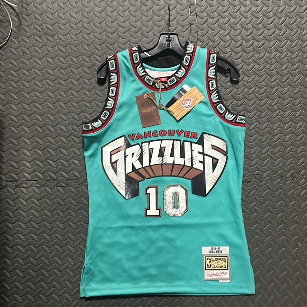 Vancouver Grizzlies Teal Basketball Jersey